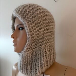 NWT Dawn x Dare Women's Grey Kid Mohair Knitted Hood